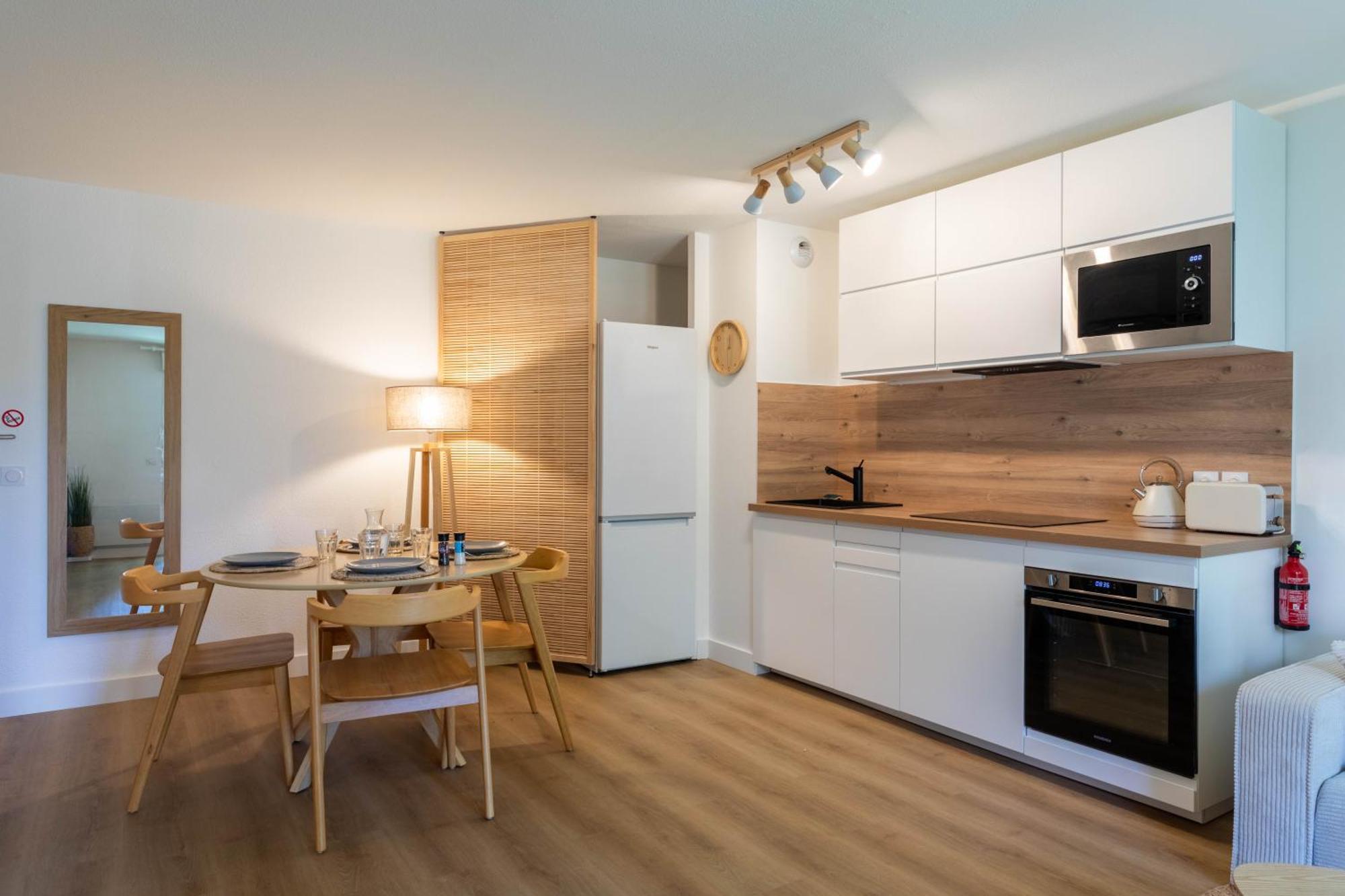 Zenitude-T3-Terrasse-Parking Apartment อาฌ็อง ภายนอก รูปภาพ