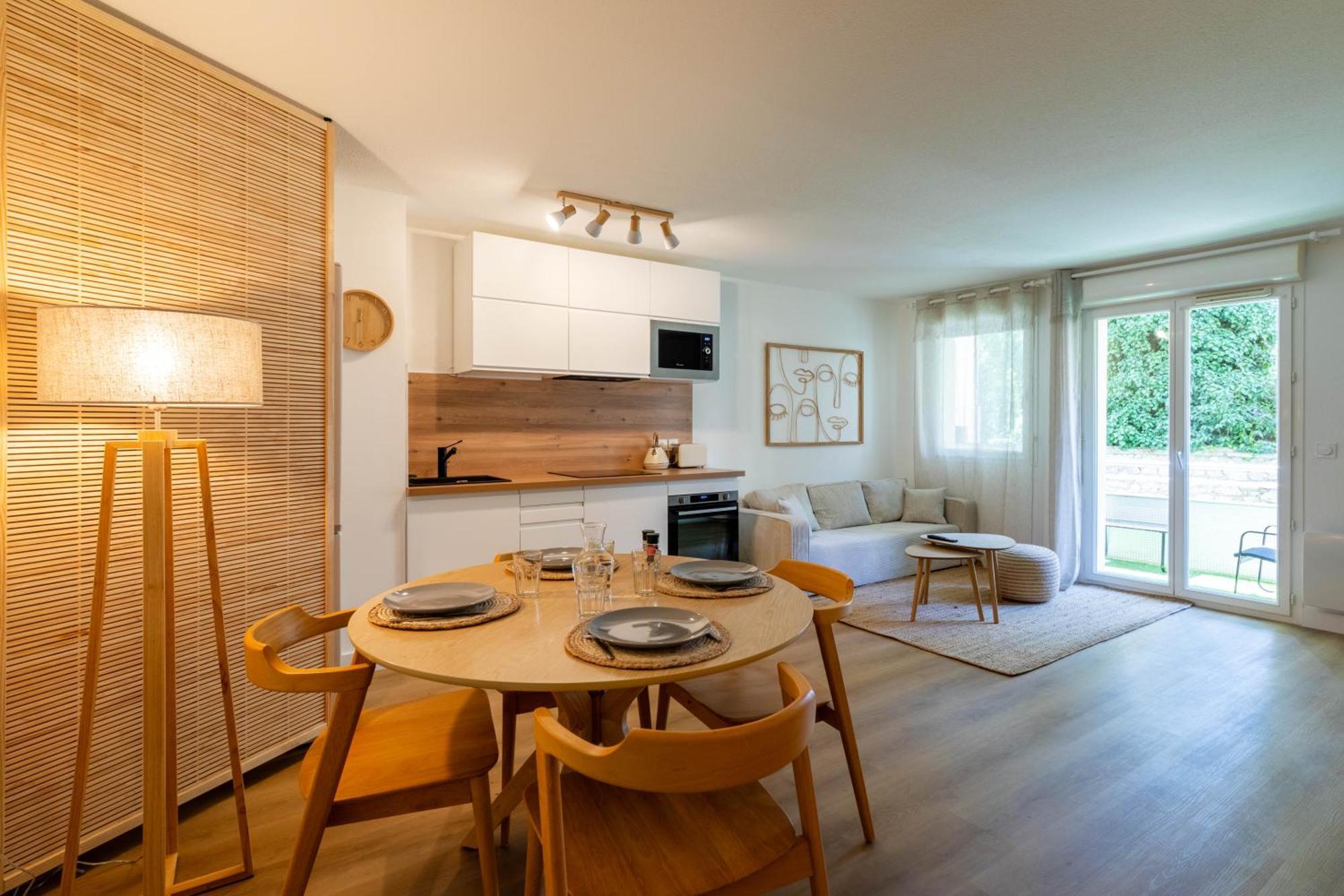 Zenitude-T3-Terrasse-Parking Apartment อาฌ็อง ภายนอก รูปภาพ